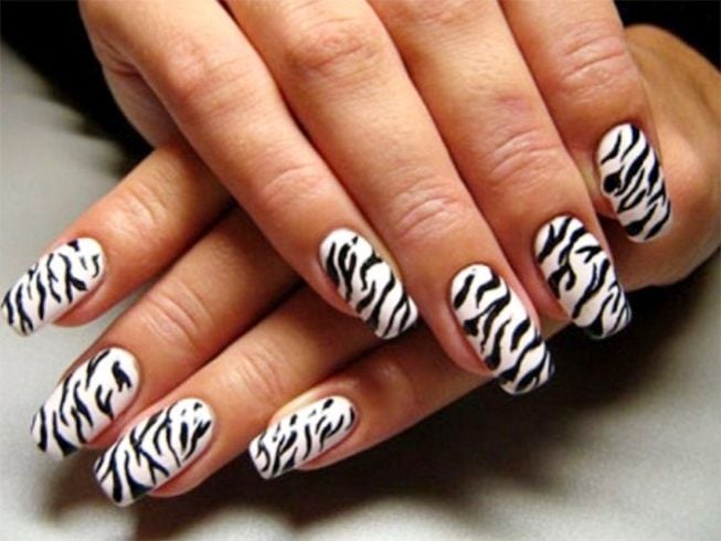 zebra print nail art