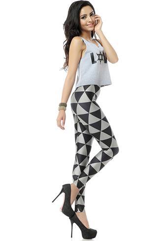 Geometric patterned leggings