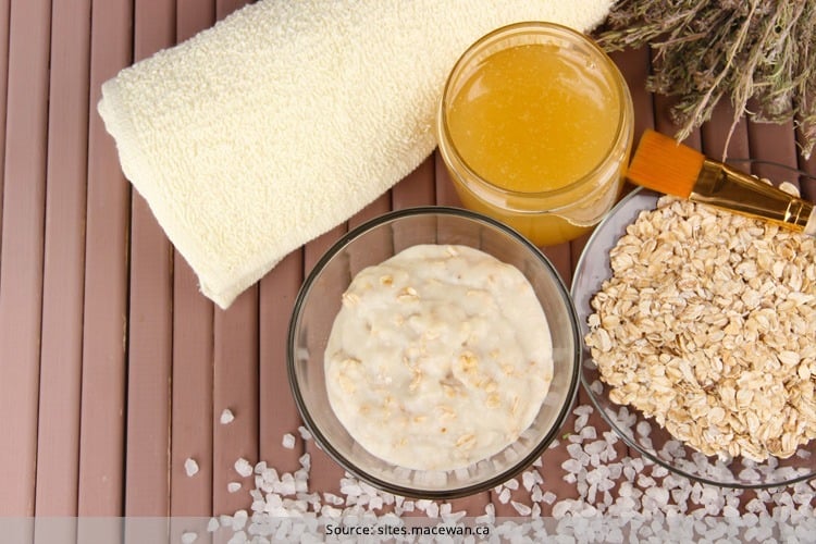 Face Pack With Oats And Honey