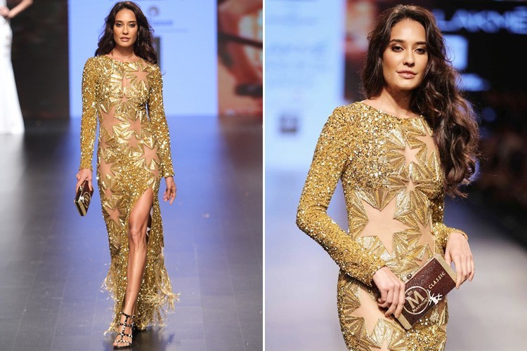 Lisa Haydon Walks for Monisha Jaising at LFW 2016