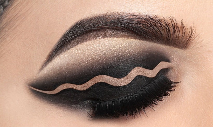 Squiggly Arabian Eye Makeup