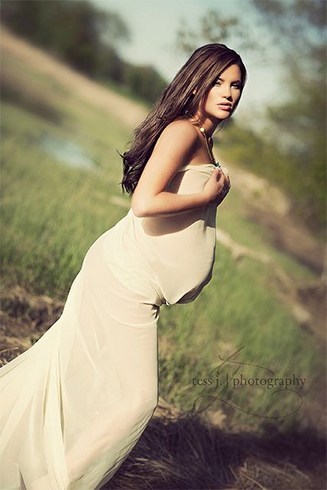 Maternity Photo Shoot Makeup