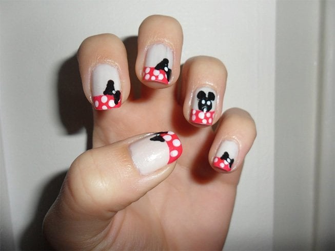 Minnie Mouse Nail Art Tutorial