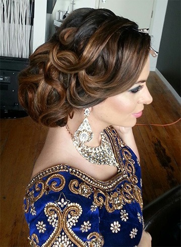 Atemberaubende Vintage Frisuren für Hochzeiten im Sommer Atemberaubende Vintage Frisuren für Hochzeiten im Sommer