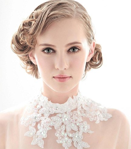 Atemberaubende Vintage Frisuren für Hochzeiten im Sommer Atemberaubende Vintage Frisuren für Hochzeiten im Sommer