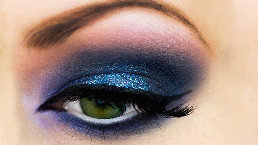 Eye makeup for Cancer