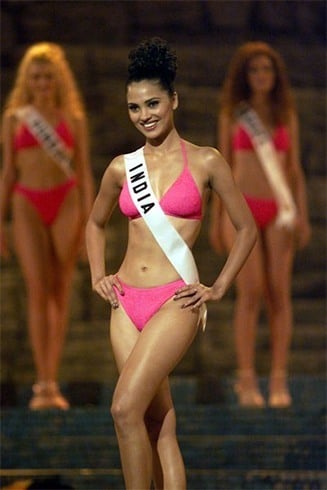 Lara Dutta Swimwear