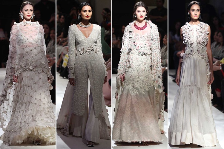 Anamika Khanna At India Couture Week 2016