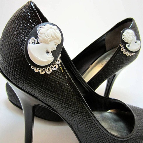 Cameo shoe clips