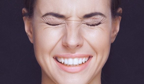 How To Prevent Crows Feet Around Eyes
