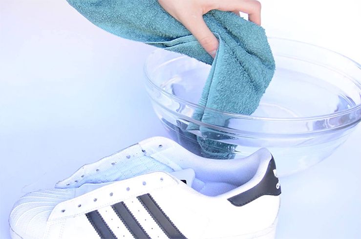 Cleaning White Sneakers Is Not As Difficult As You Think  