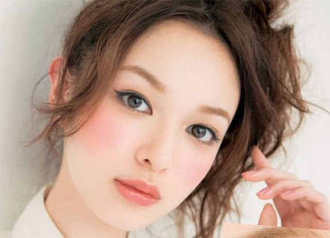 Japanese Bridal Lip Makeup