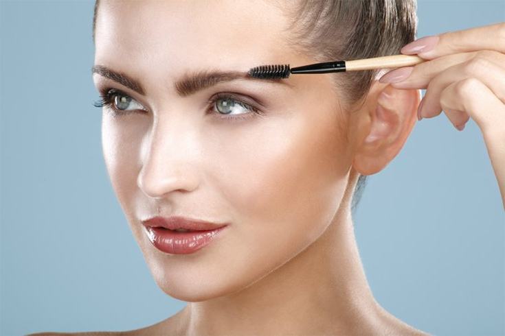 Great ways to use old mascara wands