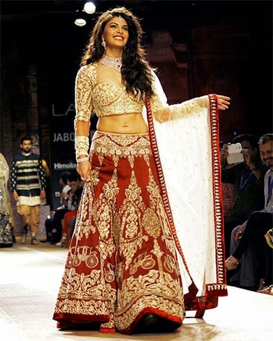 Ways To Drape Lehenga Dupatta