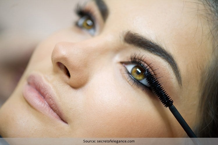 Super 5 Beste Mascara für Wimpern, die dein Auge Spiel für immer verändern werden!  