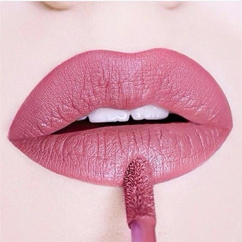 Best Way To Apply Liquid Lipstick