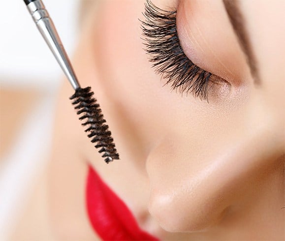 How To Improve Your Eyelashes