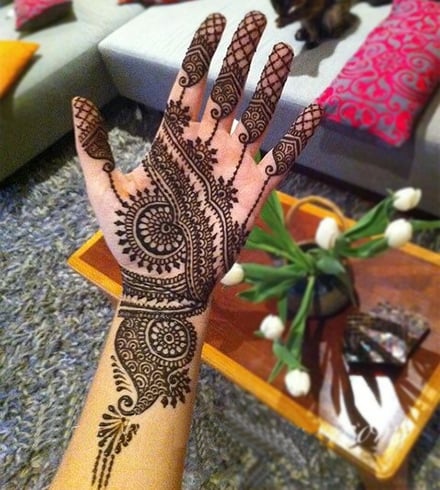 Spiral Mehndi