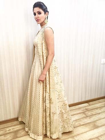 Anushka Sharma Anita Dongre Outfit