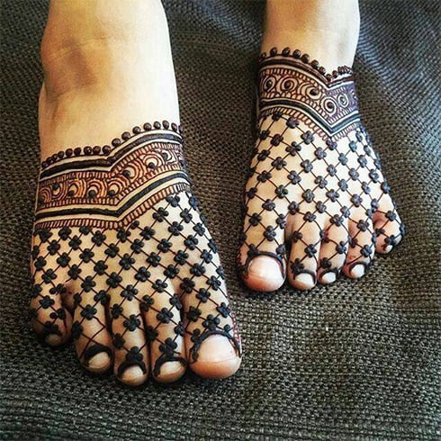 Beautiful Foot Mehndi Design