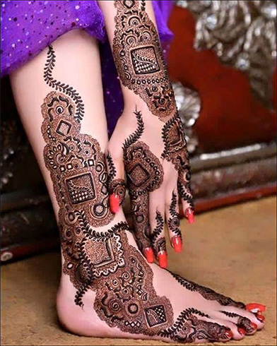 15+ Mehandi Designs für die Beine: Die perfekte Liste für eine Braut zu sein!  