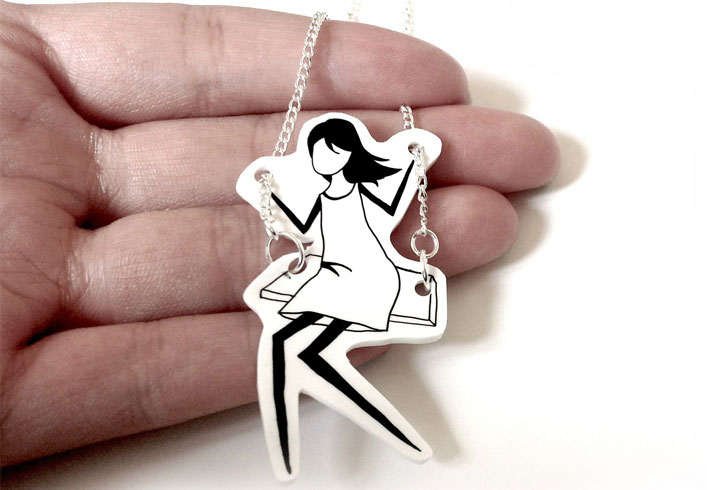 Monochromatic shrink neckpieces