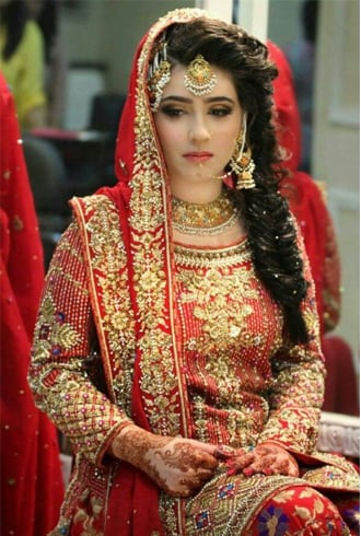 Pakistani Wonderful Bridal Hairstyles