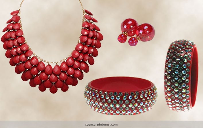 Plastic Jewellery For Women