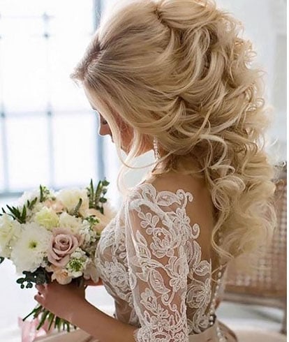 Quinceanera-Hairstyles-For-Medium-Hair