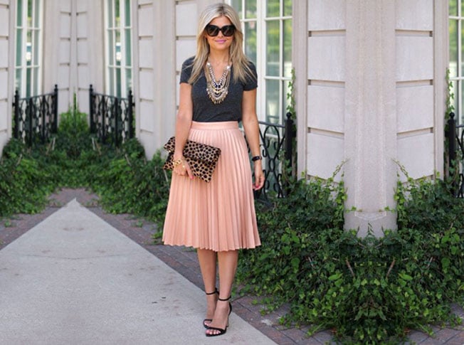 How To Wear Pleated Skirt: Wardrobe Ideas