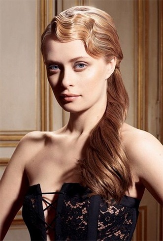 Easy Christmas Hairstyles