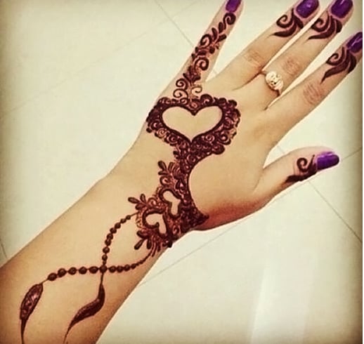 Heart Mehndi