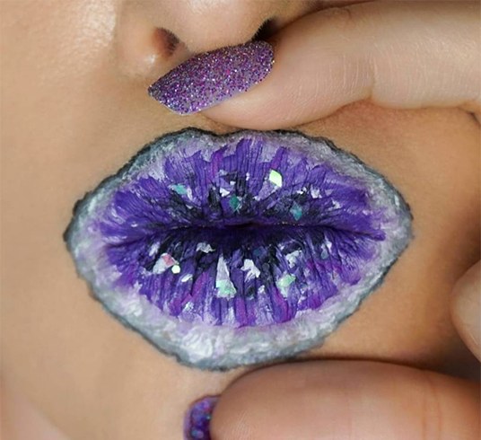 Crystal Lip Art Fashion