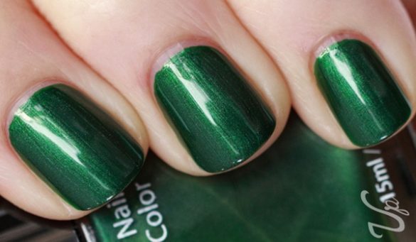 Dark Green Nail Polish