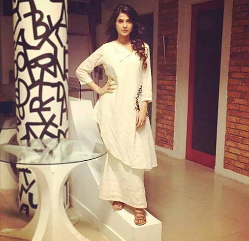 Jennifer Winget in Purvi Doshi