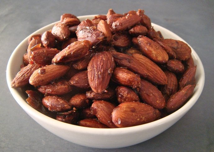 Almonds, health benefits