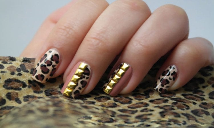 Cheetah print manicure