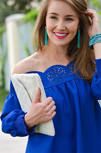 Best Accessories for Royal Blue Dress