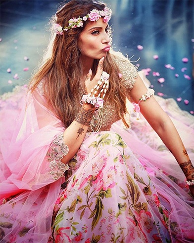 Bipasha Basu Mehendi