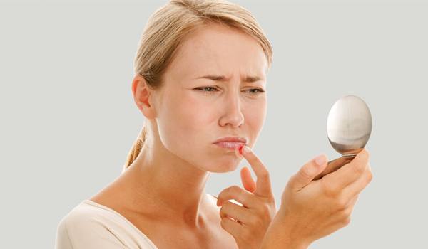 how to get rid of pimples on your lip fast