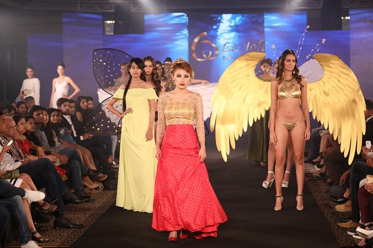 Models at Keith Jackson Show at IIFW