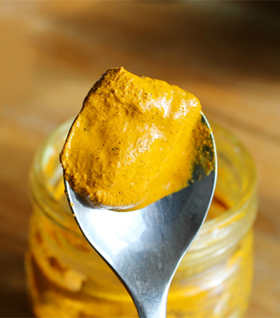 Turmeric egg white mask Turmeric egg white mask