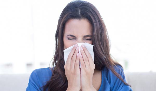 How To Make Yourself Sneeze Or Someone Sneeze