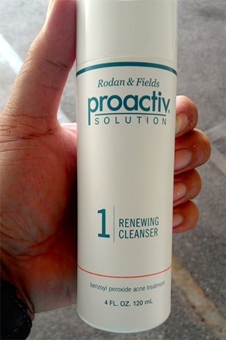 Proactiv Renewing Cleanser