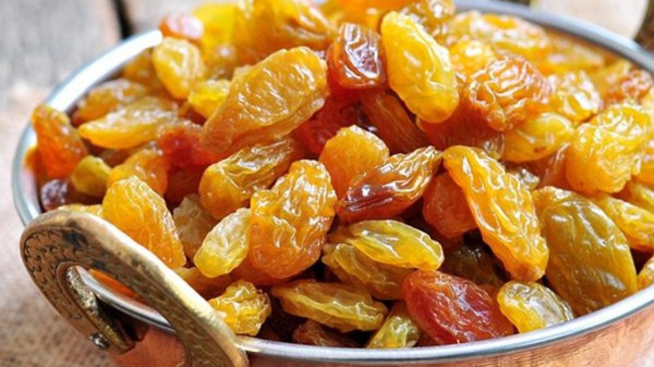 16 Benefits Of Raisins (Kishmish) When Consumed Daily | Indian ...