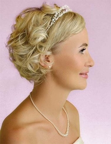Hairdo for Bridesmaids