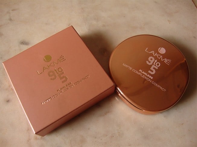 Lakme Compact Powder For Oily Skin