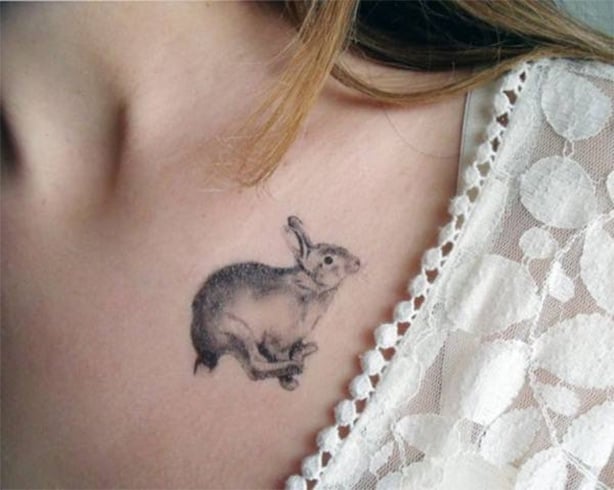 133 Trending Tattoos für Mädchen am Handgelenk, Hand, Schulter und mehr  