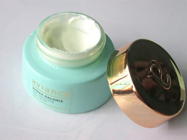 Best Day Cream For Oily Acne Prone Skin