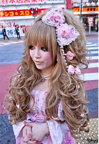 Gyaru fashion